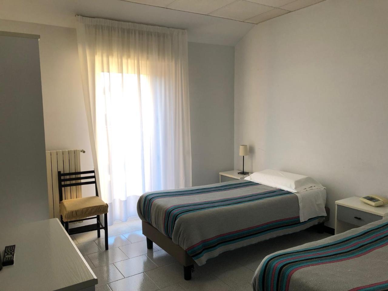 Hotel Lo Zodiaco Oppido Lucano Exterior photo